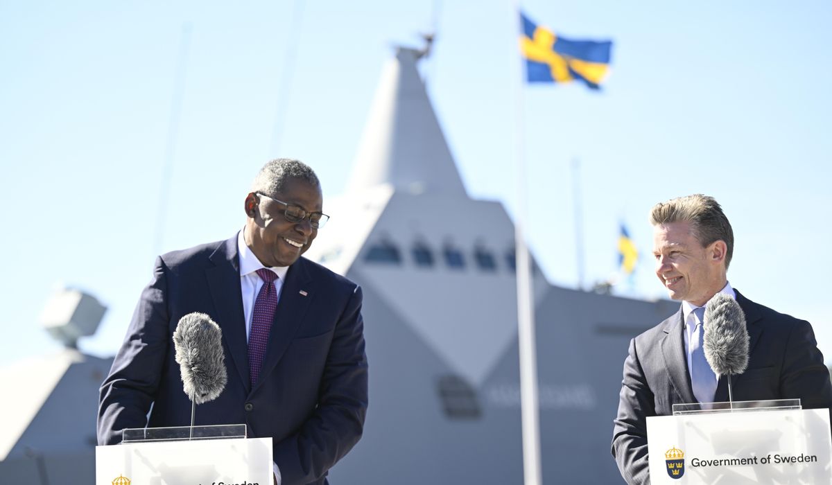 NextImg:Lloyd Austin hopes Turkey will act on Sweden NATO bid before July