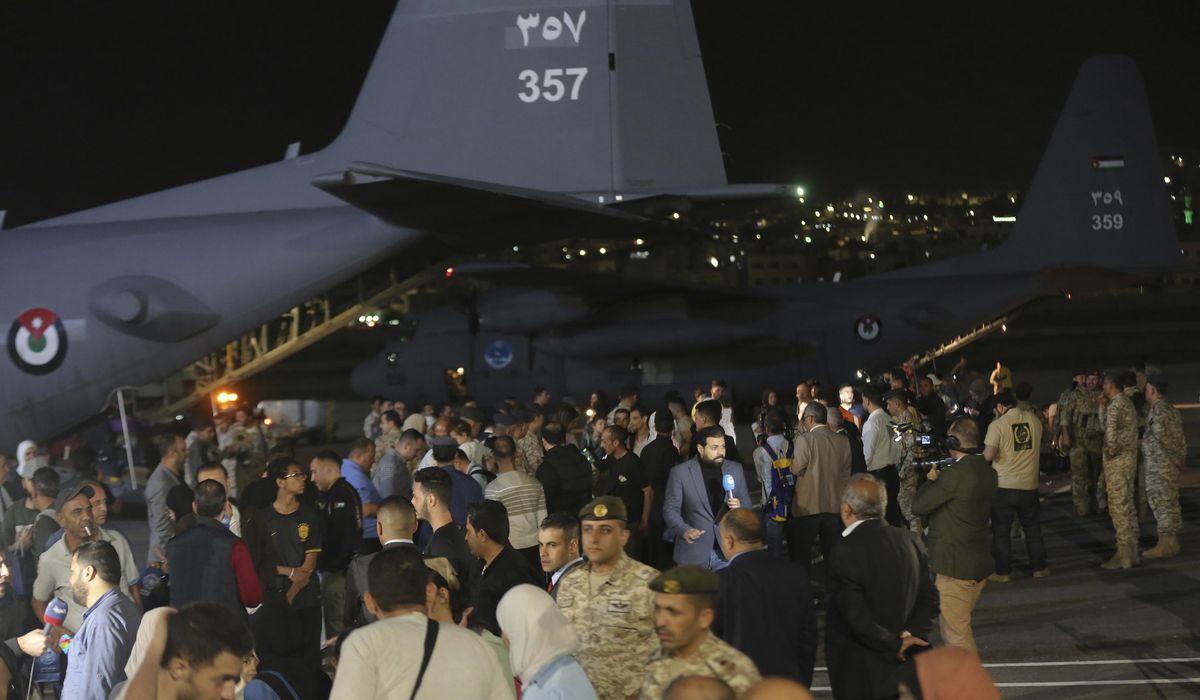 NextImg:Foreigners airlifted out; Sudanese seek refuge from fighting