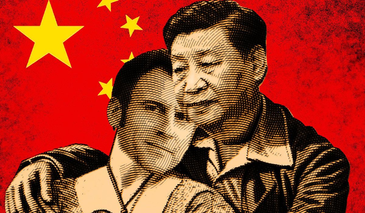 NextImg:French twist: Emmanuel Macron cozies up to Chinese Communist Party