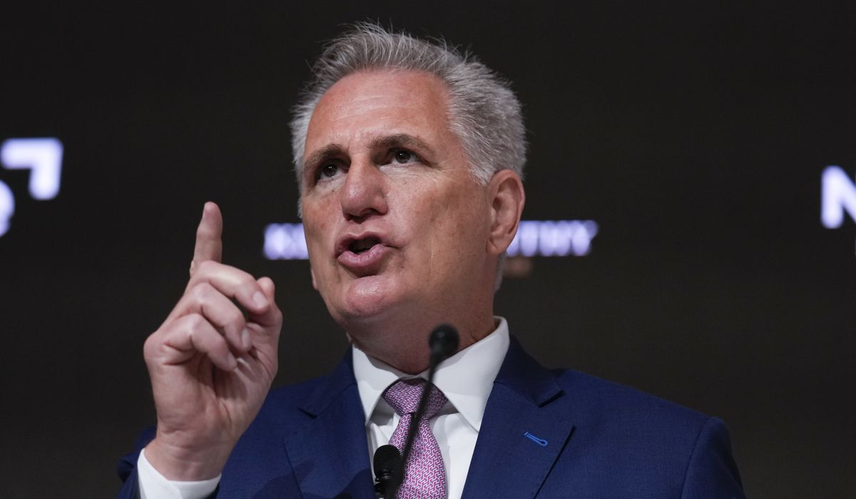 NextImg:McCarthy scores win as debt-limit plan clears procedural hurdle in narrowly divided House
