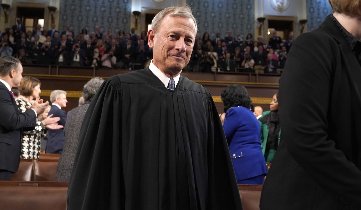 NextImg:Roberts warns Supreme Court justices to stop sniping at each other