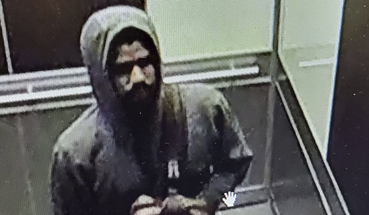 NextImg:1 dead, 4 hurt in shooting inside Atlanta medical building