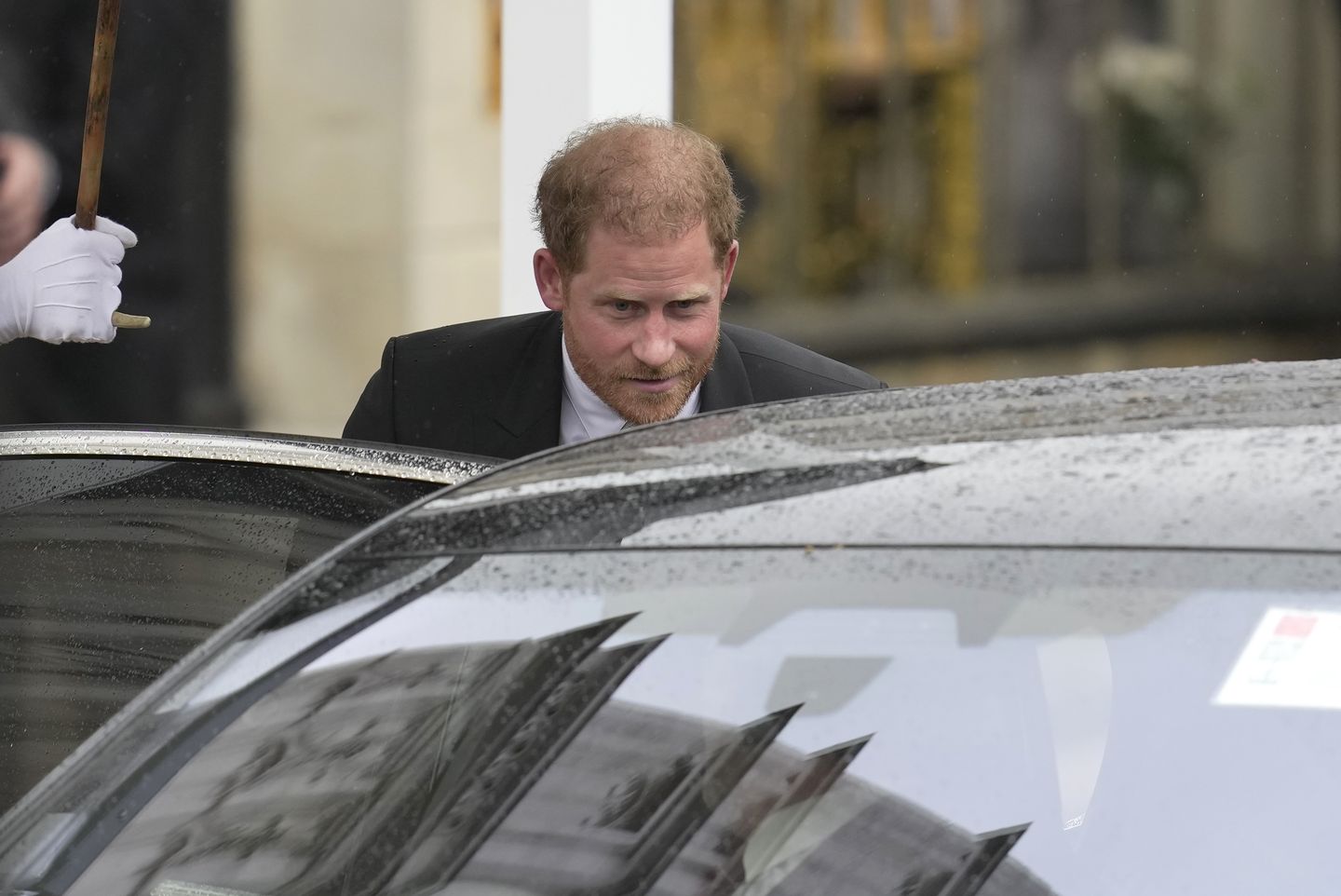 Prince Harry bolts after fathers coronation