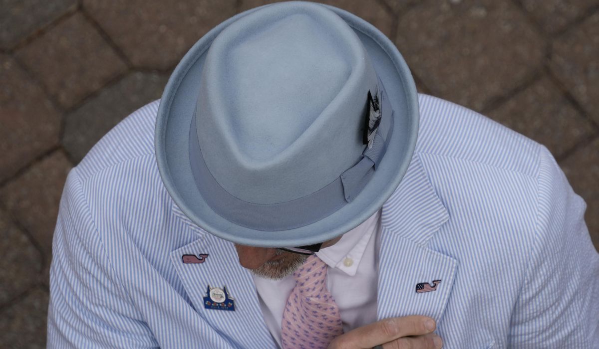 NextImg:PHOTOS: Kentucky Derby hat styles: Bigger is often better