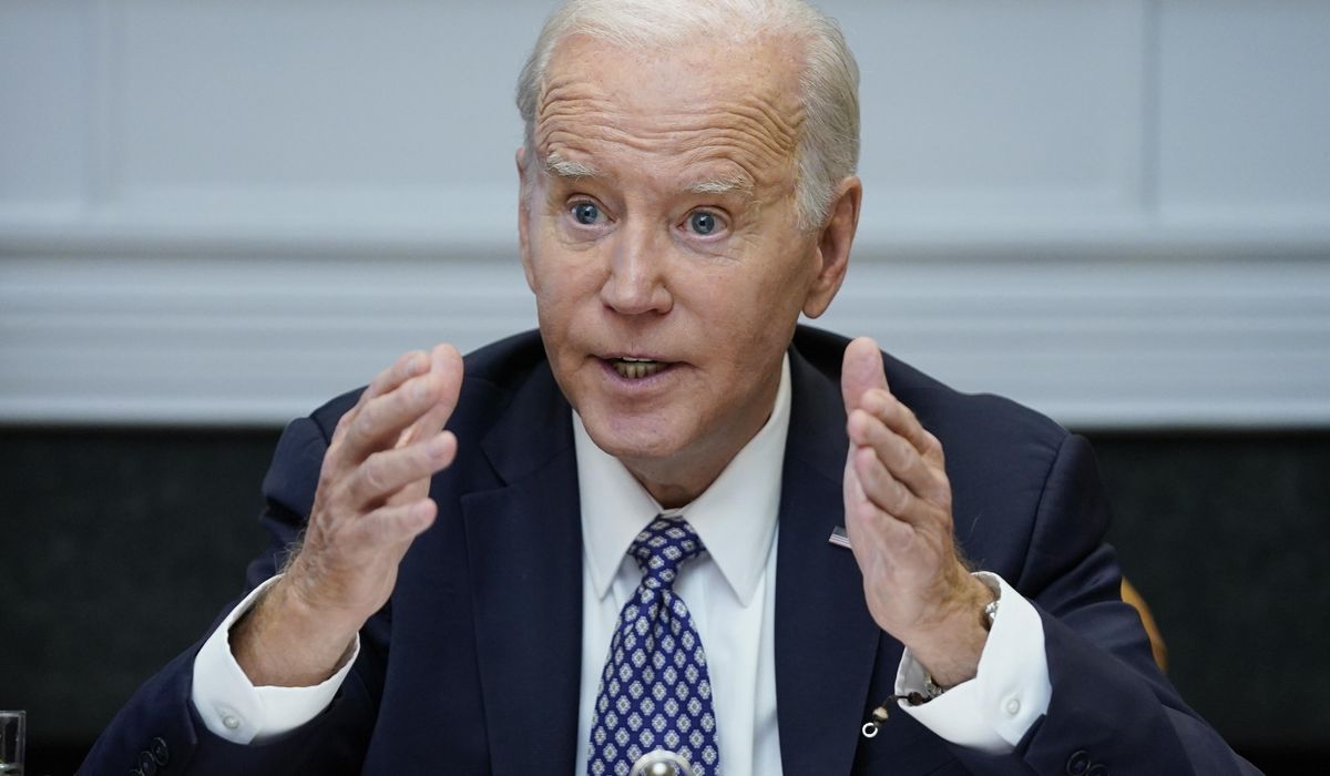 NextImg:AP source: Biden would veto House GOP bill on immigration