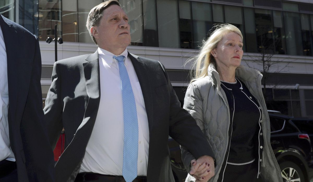 NextImg:Appeals court tosses convictions of two parents in ‘Varsity Blues’ college admissions scandal