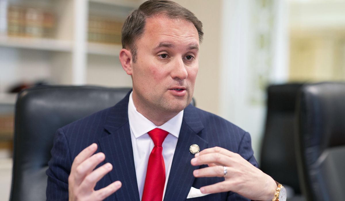 NextImg:Conservative group knocks D.C. lawlessness after GOP staffer attacked at gunpoint