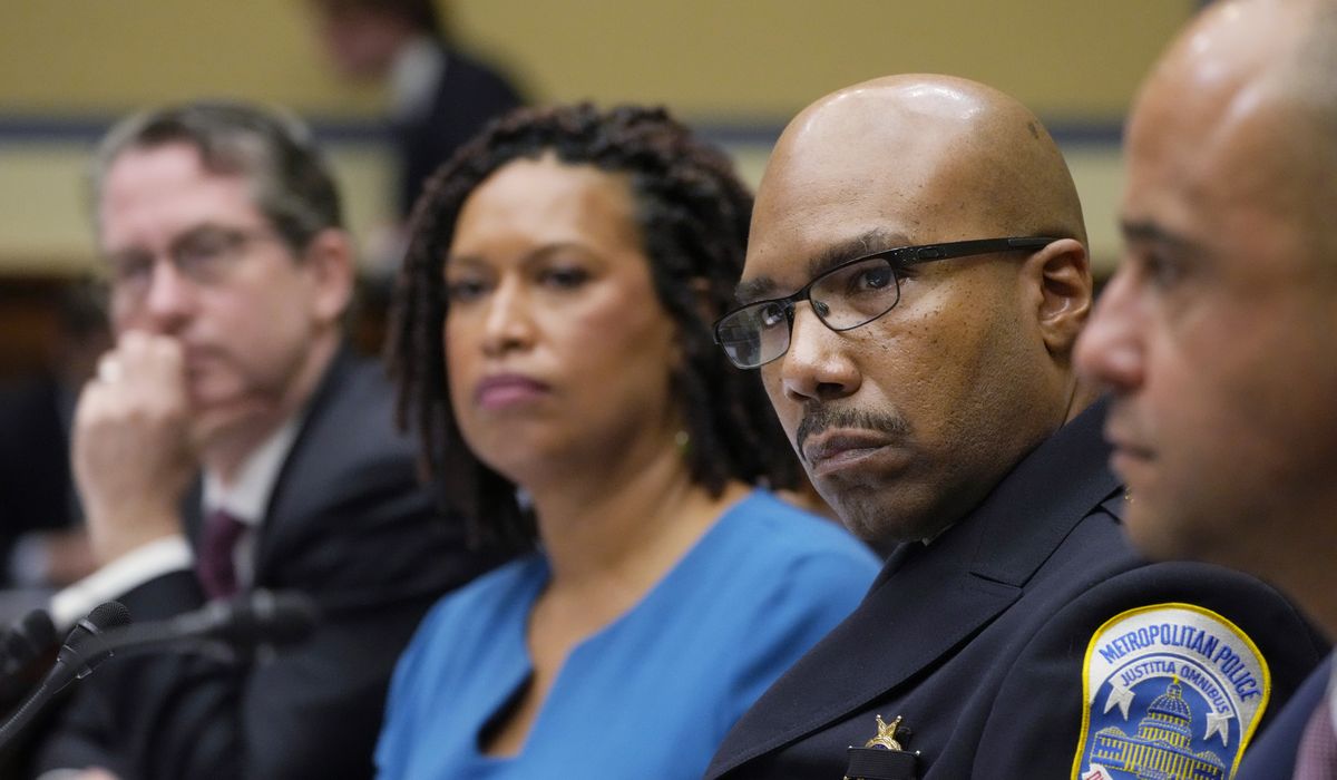 NextImg:D.C. Mayor Muriel Bowser names Chief Ashan Benedict as city’s interim top cop