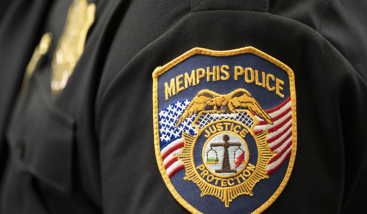 NextImg:8 shot including 2 men killed at a party with hundreds attending in Memphis park, police say