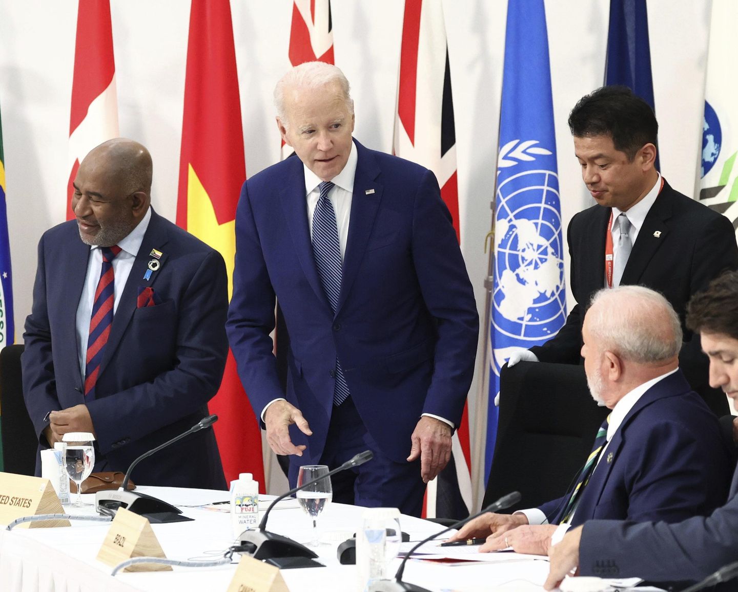 G7, Ukrayna, Çin ve iklim değişikliği gibi küresel konularda fikir birliği oluşturma çabasını 'uzatıyor'