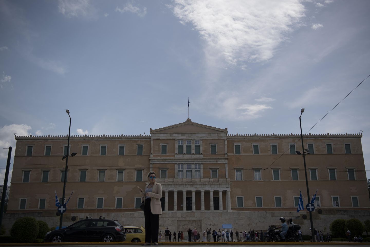 Yunanistan, uluslararası kurtarma harcama kontrollerinin sona ermesinden bu yana ilk seçimde oy kullandı