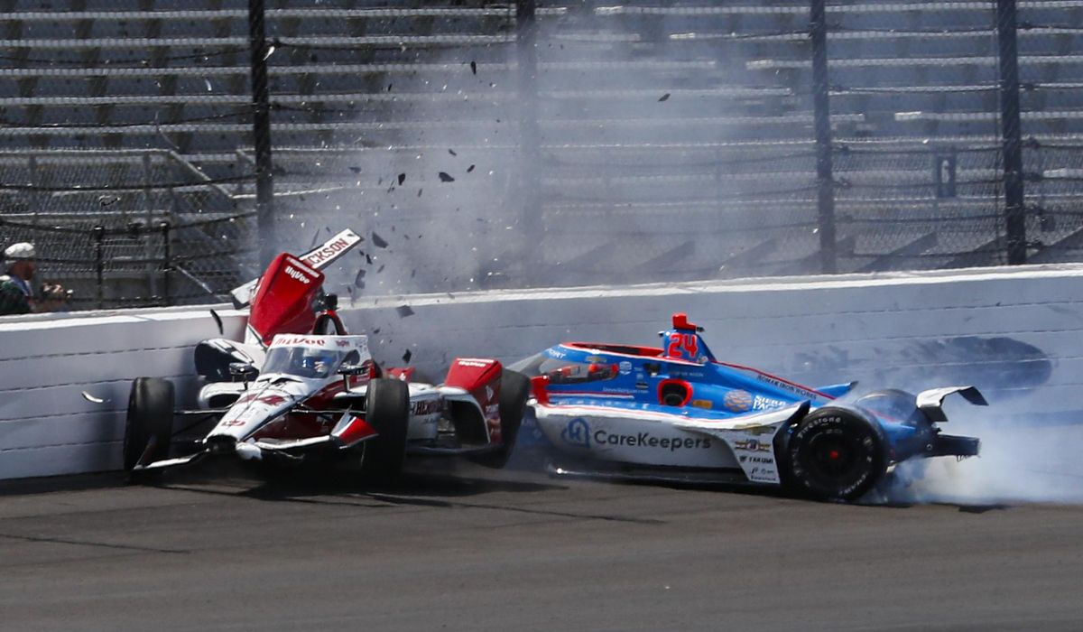 IndyCar driver Stefan Wilson has surgery to repair fracture in back - Washington Times
