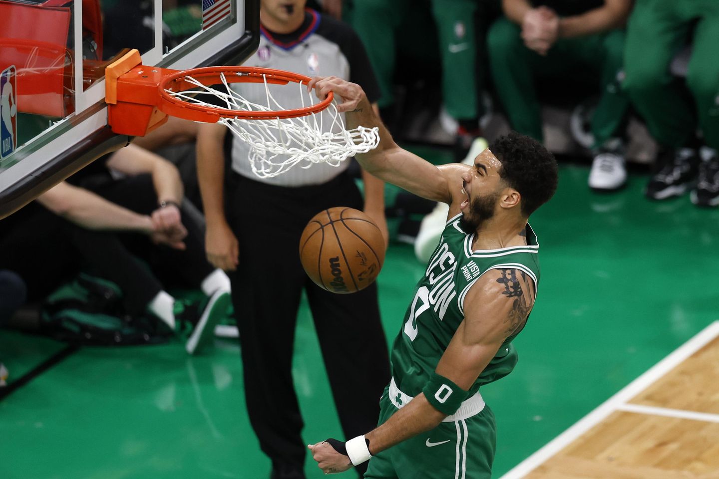 Celtics thrive on 3s, beat Heat 110-97 in Game 5 to extend East finals
