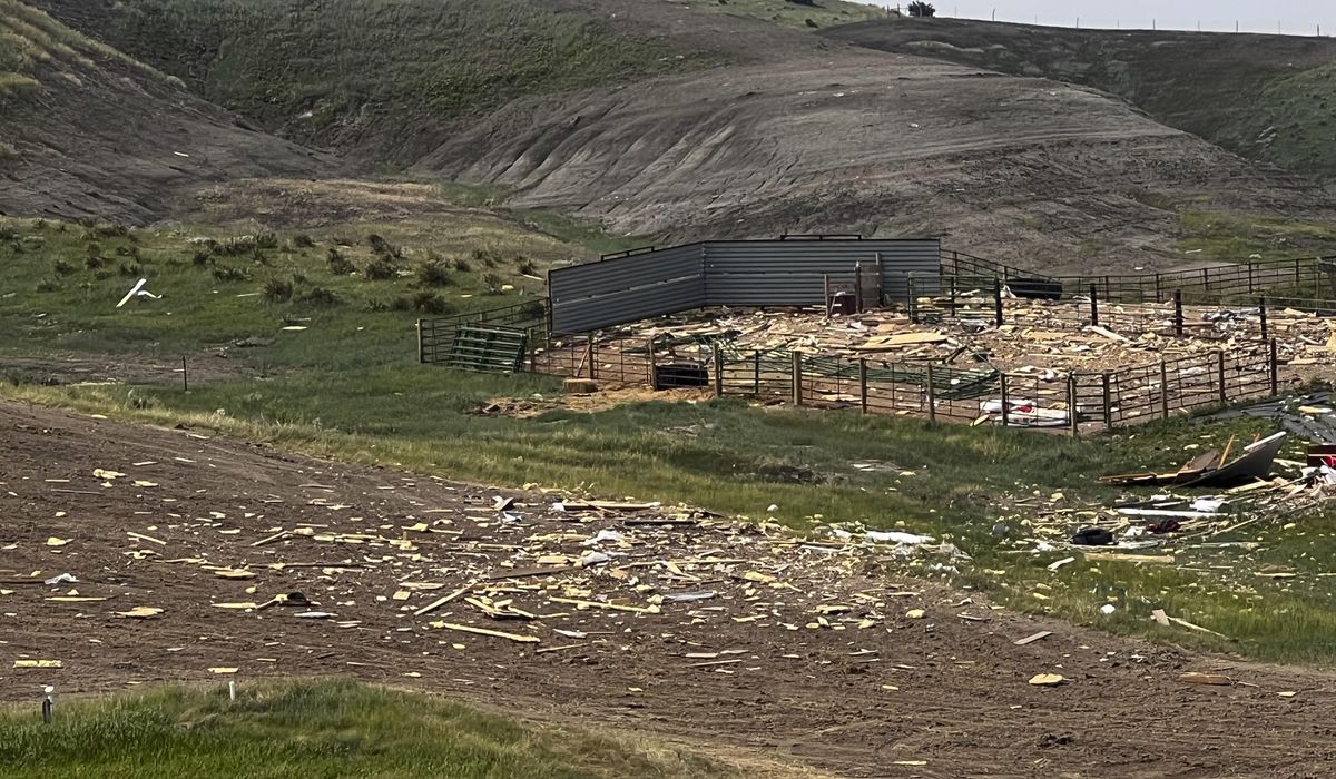 NextImg:3 people killed when house explodes in South Dakota