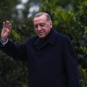 President Recep Tayyip Erdogan waves to supporters outside his residence in Istanbul, Turkey, Sunday, May 28, 2023. Turkey&#x27;s incumbent President Recep Tayyip Erdogan has declared victory in his country&#x27;s runoff election, extending his rule into a third decade. (AP Photo/Francisco Seco)