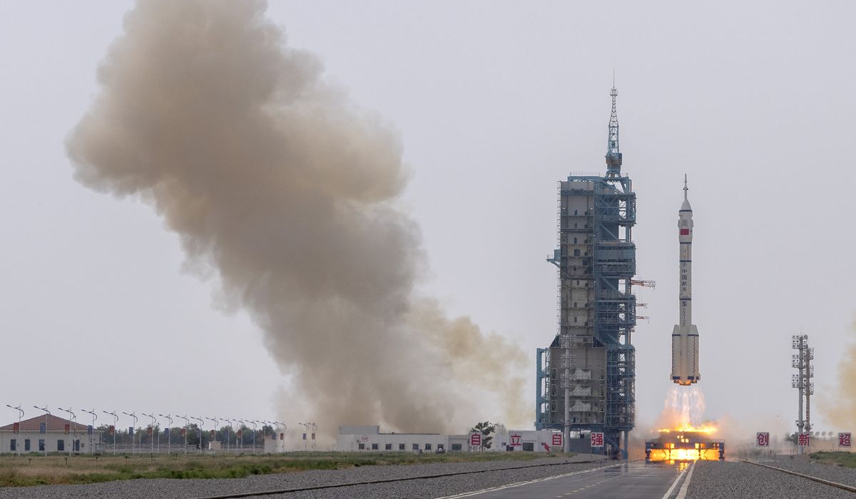 NextImg:China launches new crew for space station, with eye to putting astronauts on moon before 2030
