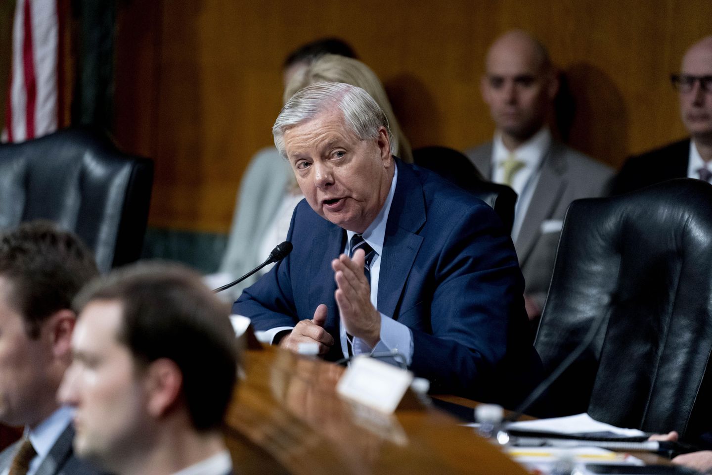 Sens. Graham, Warren team up for digital regulator to restrain Big Tech