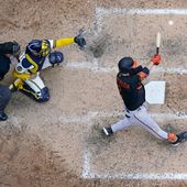 Baltimore Orioles&#x27; Gunnar Henderson hits a two-run home run during the eighth inning of a baseball game against the Milwaukee Brewers Thursday, June 8, 2023, in Milwaukee. (AP Photo/Morry Gash)