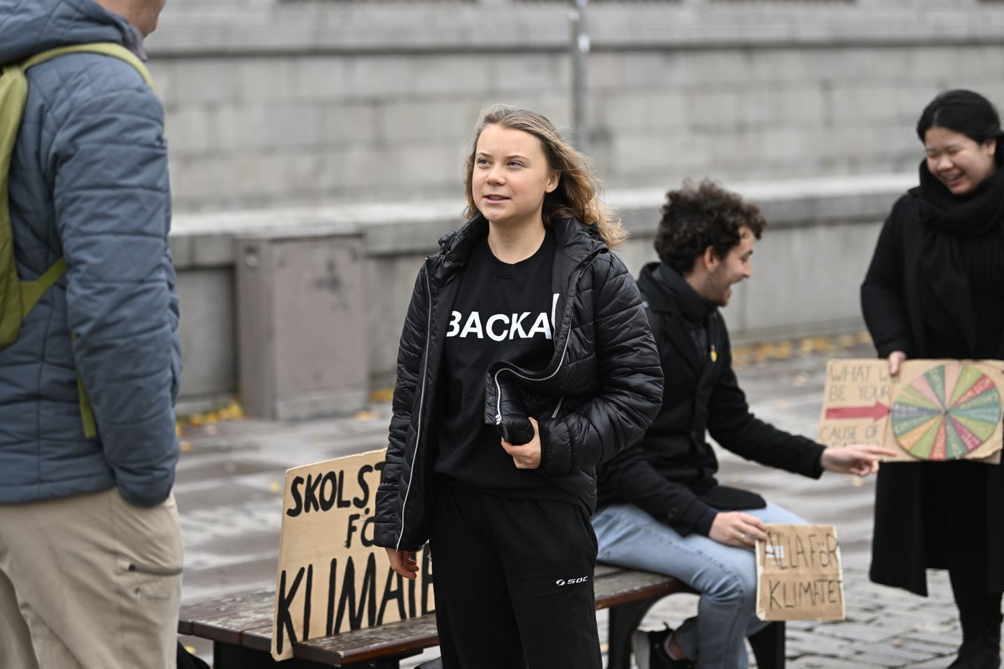 İklim aktivisti Greta Thunberg mezun olduktan sonra okulda greve gitmeyecek ama yine de protesto sözü verdi