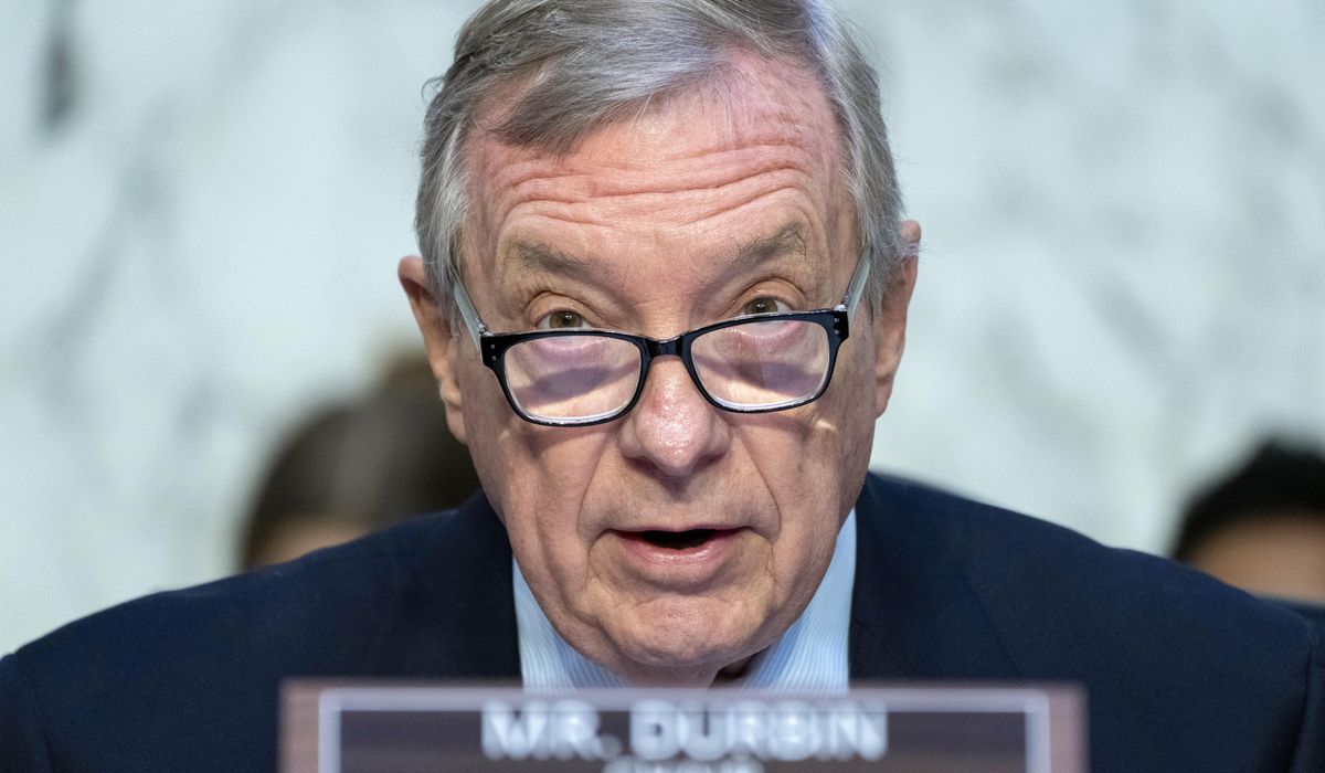 NextImg:Durbin says full steam ahead on Supreme Court ethics legislation