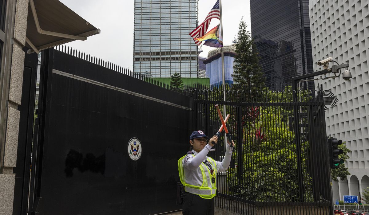 NextImg:Chinese man arrested over graffiti at U.S. Consulate in Hong Kong, police say