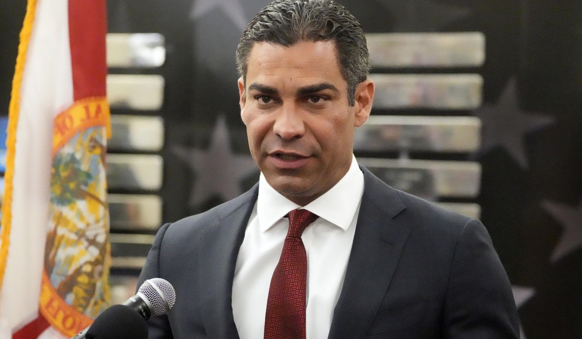 NextImg:Suarez backs 15-week federal abortion ban, says he has ‘credibility’ on immigration conversation