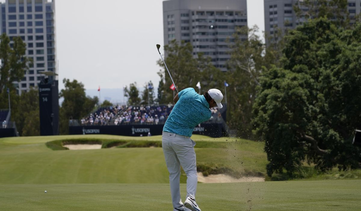 Chaos rules the day as US Open comes to the glitz of Los Angeles Chaos rules the day as US Open comes to the glitz of Los Angeles