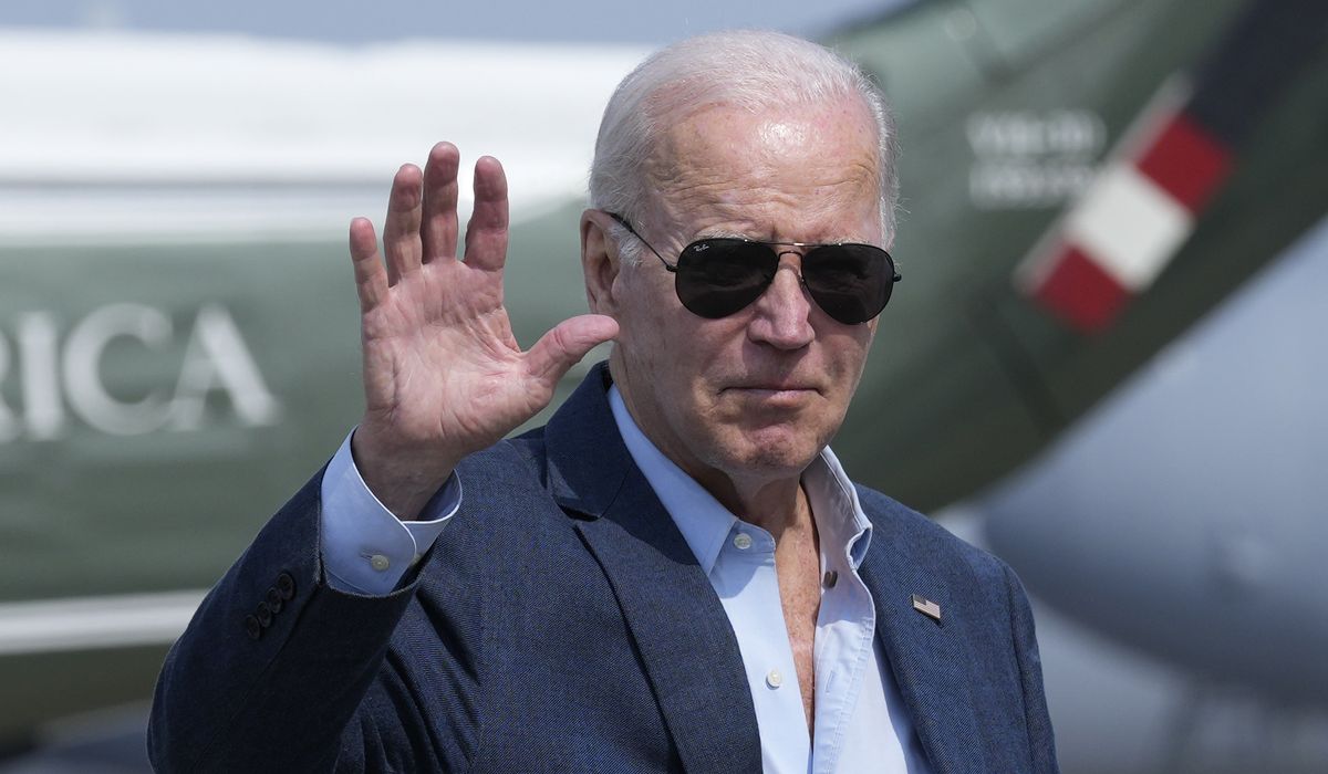NextImg:Bribery allegations hurt Biden with independent voters, but his base looks the other way