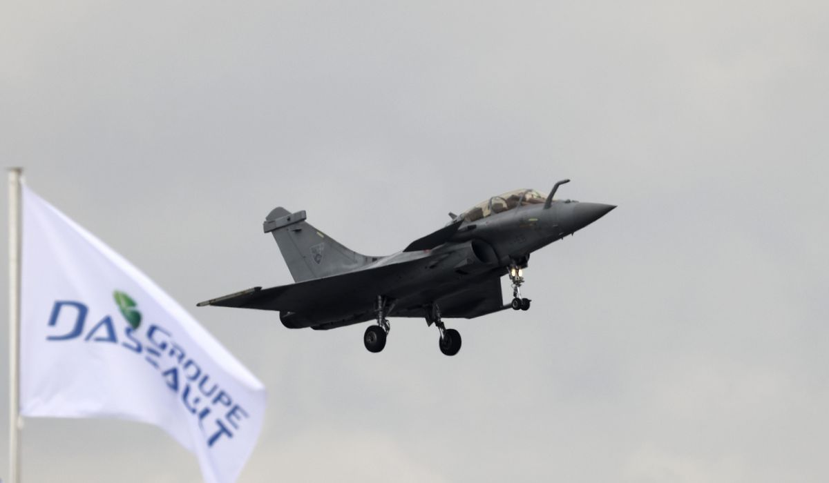 NextImg:Europe defense ministers are holding talks in Paris on how to better defend the continent’s airspace