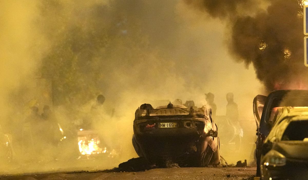NextImg:France will deploy 40,000 police officers to quell violence that followed deadly police shooting
