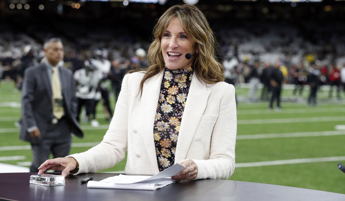 NextImg:ESPN veterans among 20 commentators, reporters laid off