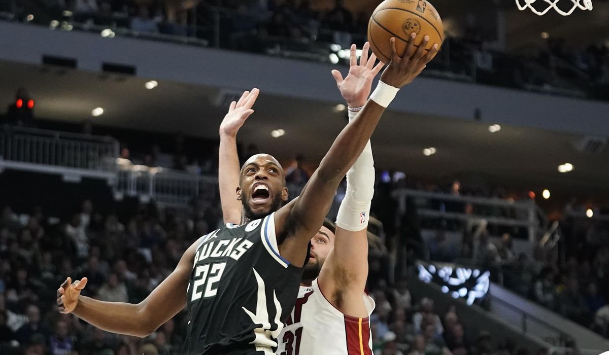 Khris Middleton agrees to remain with Bucks on 3year 102 million deal source says Khris Middleton agrees to remain with Bucks on 3year 102 million deal source says