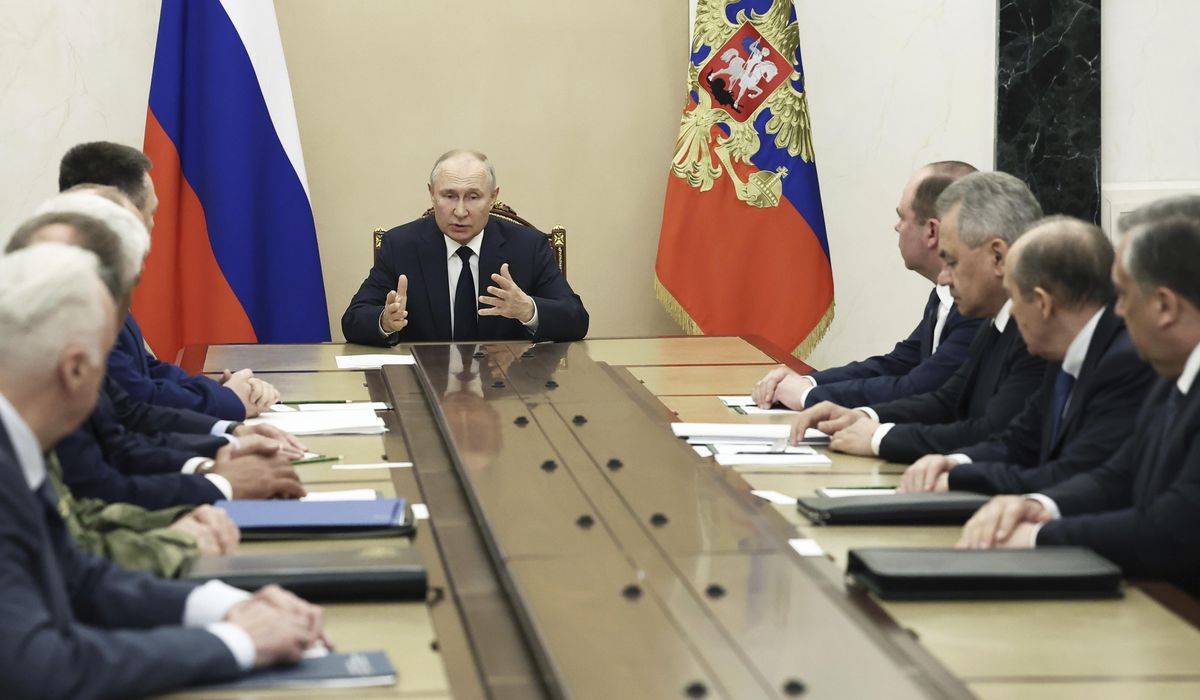 NextImg:Trump: Putin ‘somewhat weakened’ by Wagner group mutiny, urges West to make Ukraine peace deal