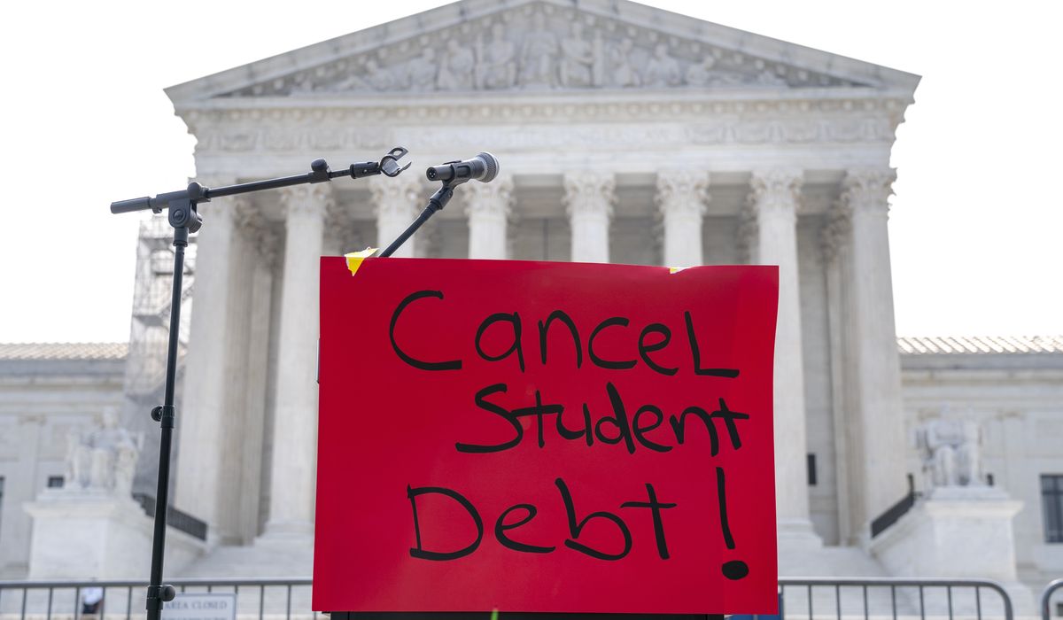 NextImg:Supreme Court shoots down Biden’s student loan forgiveness