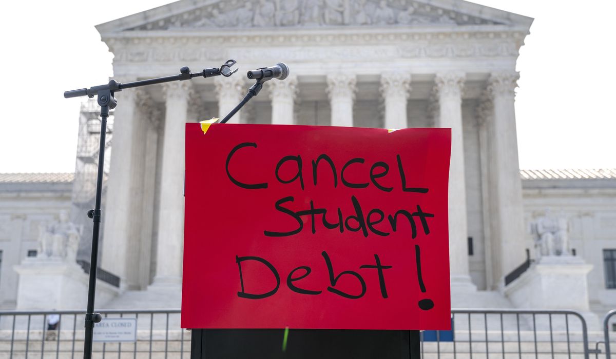 NextImg:Biden cancels $37 million in student debt over University of Phoenix claims