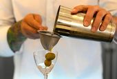 BELTWAY MARTINI - AP PHOTO *.jpg