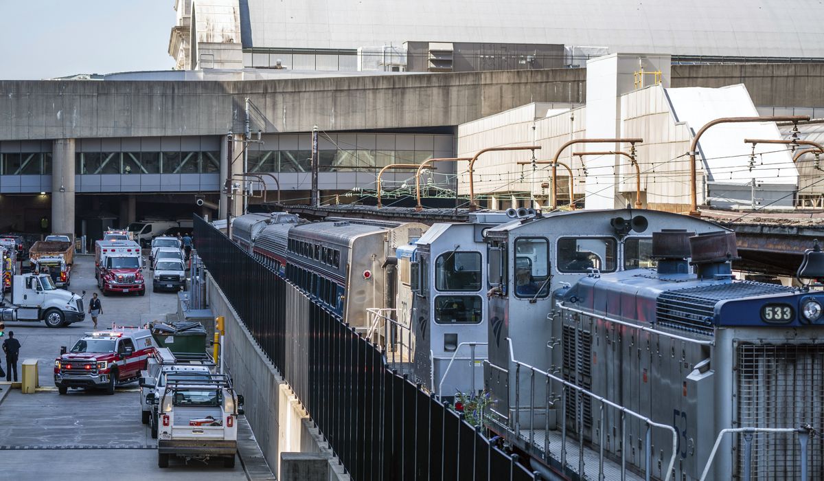 NextImg:Amtrak train derails near D.C.’s Union Station