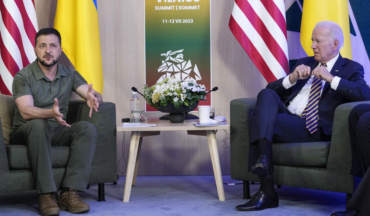 NextImg:Biden and Zelenskyy praise each other despite divisions over Ukraine war