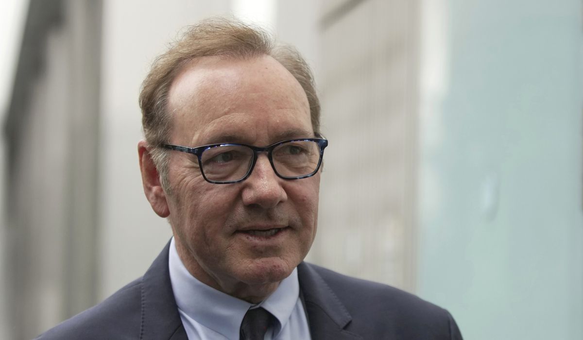 NextImg:Elton John testifies for the defense in Kevin Spacey’s sexual assault trial