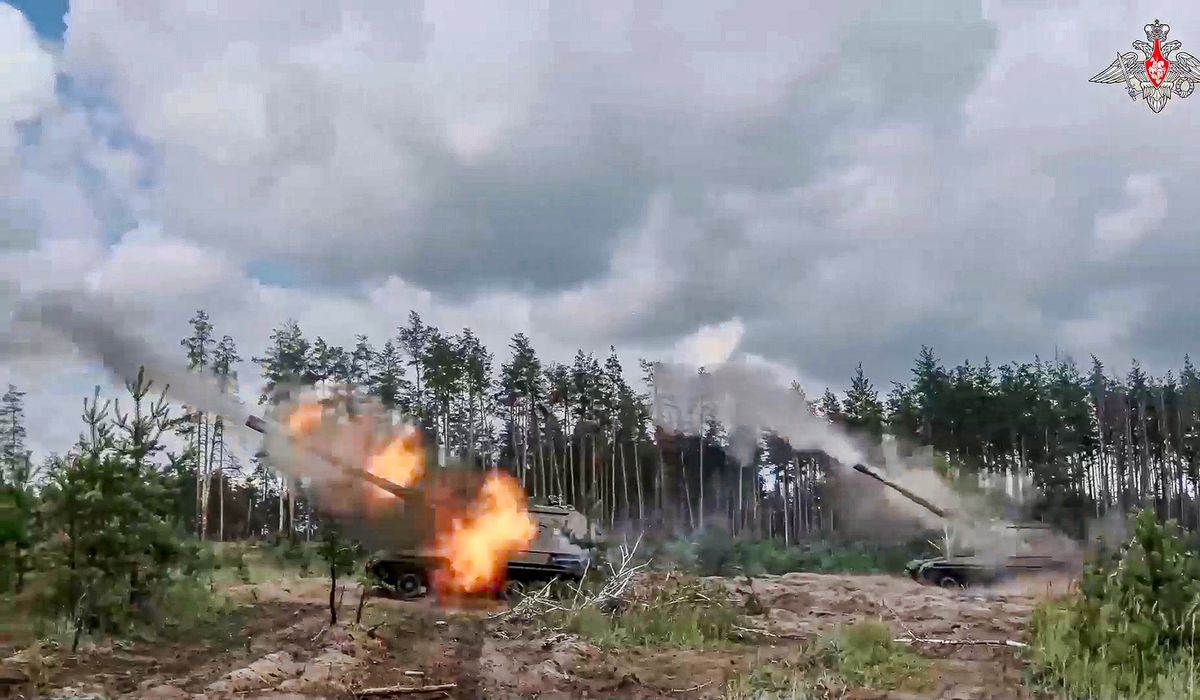 NextImg:Russia launches intense nighttime attacks across Ukraine, targeting the southern port city of Odesa