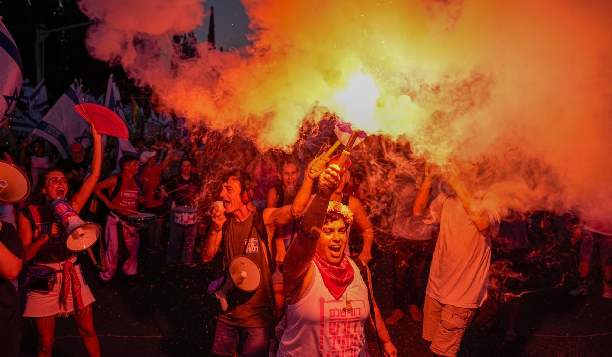 NextImg:Thousands march from Tel Aviv to Jerusalem to protest Israeli government’s judicial overhaul plan
