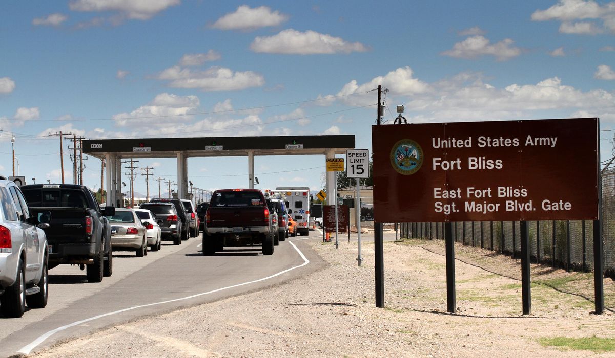 NextImg:Vehicle crash at Fort Bliss in Texas kills 1 soldier and injures 5 others