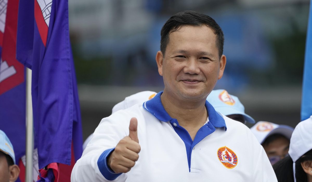 NextImg:Cambodian Prime Minister Hun Sen says he will step down in 3 weeks, and his son will succeed him