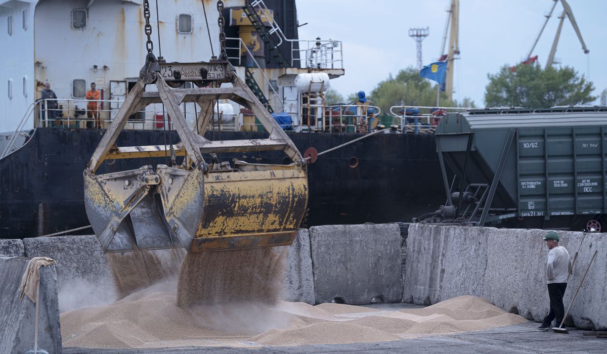 U.K. says Russia could be preparing to block Ukrainian seaports