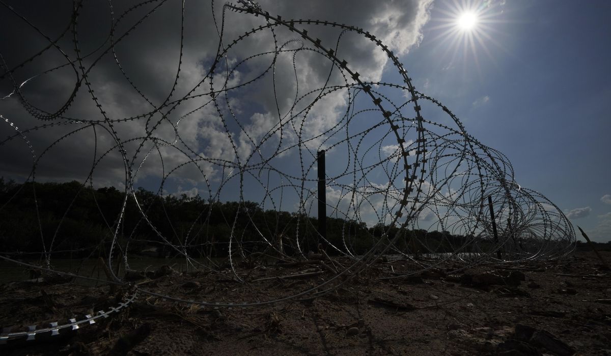 NextImg:Judge backs DHS in dispute over razor wire, but spanks feds for ‘cynical’ approach to border