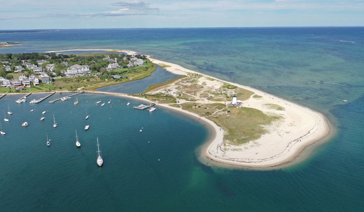 NextImg:Biden’s Energy Dept. classifies tony Martha’s Vineyard as ‘low income’ to push EV charger subsidies