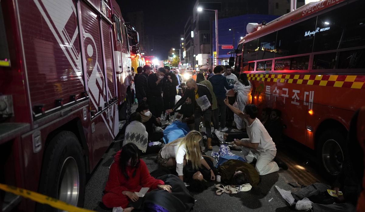NextImg:South Korean court overturns impeachment of government minister ousted over deadly crowd crush