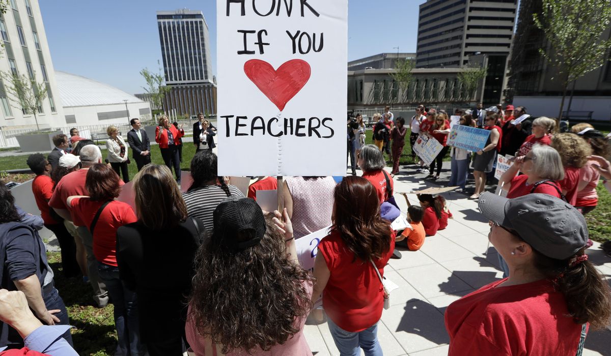NextImg:Tennessee educators file lawsuit challenging law limiting school lessons on race, sex and bias