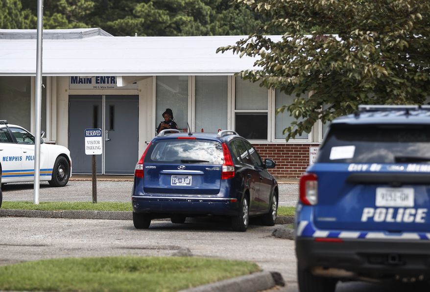 Memphis Police officers at the scene of a shooting at Margolin Hebrew School on Monday, July 31, 2023 in Memphis, Tenn. (Mark Weber/Daily Memphian via AP)