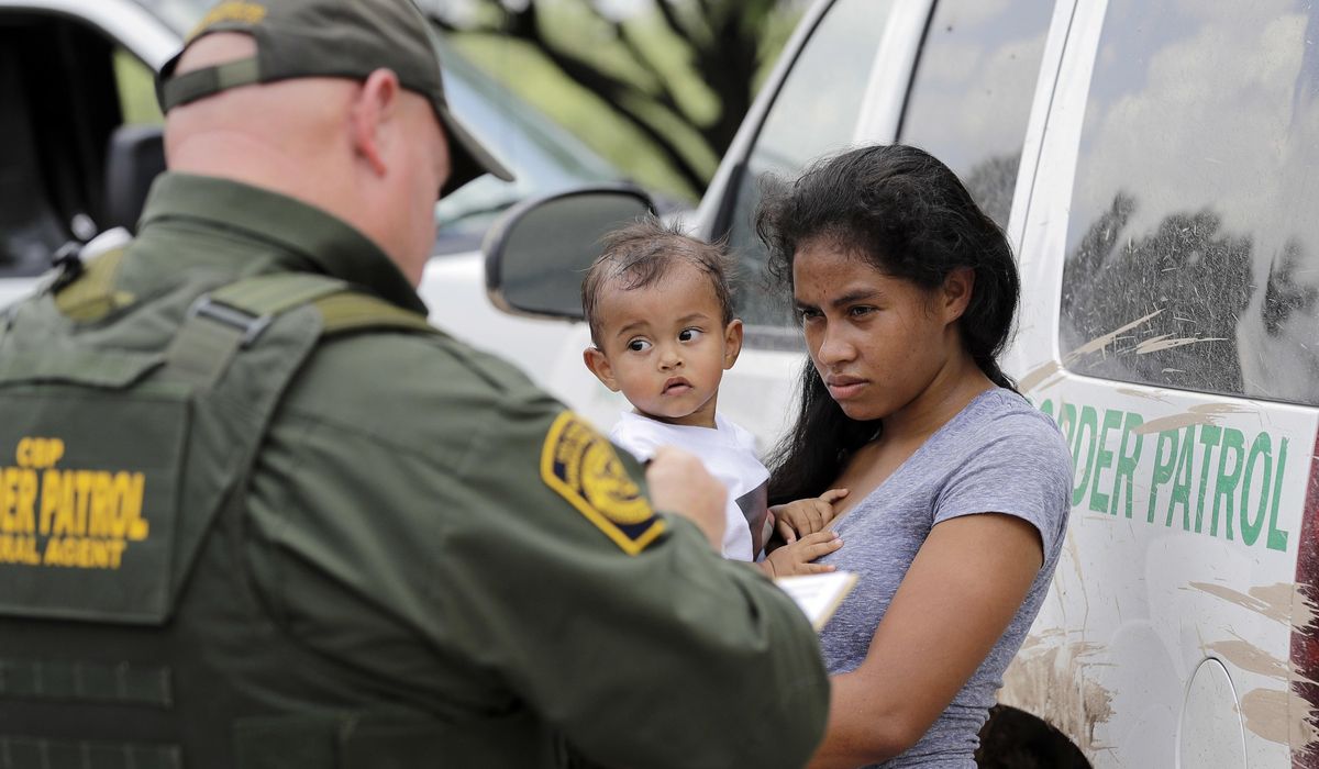NextImg:DHS offers rent payments, medical care, chance at asylum to separated migrant families